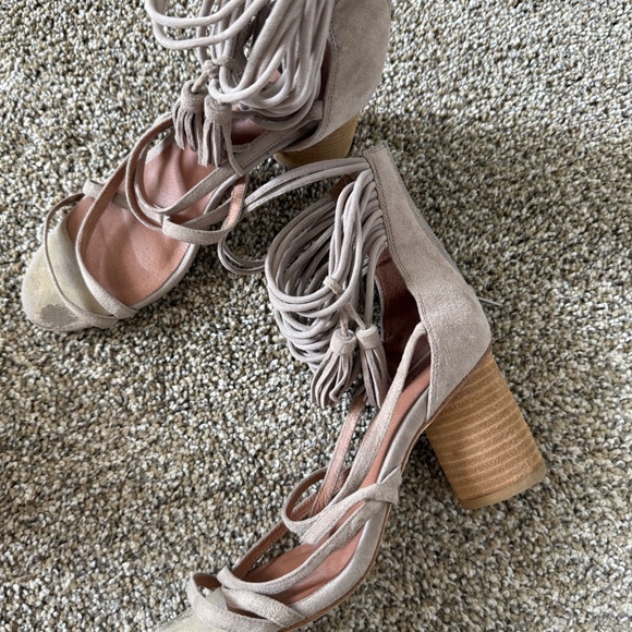 Jeffery Campbell Heels - Picture 3 of 4